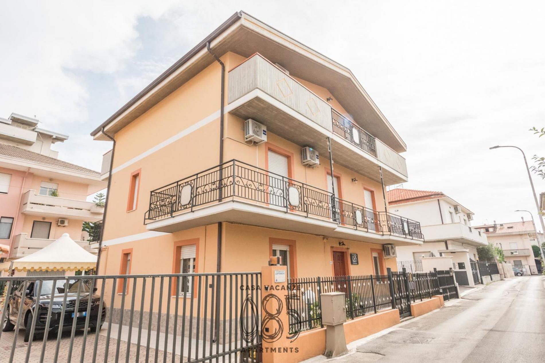 085 Apartments Montesilvano Marina 外观 照片